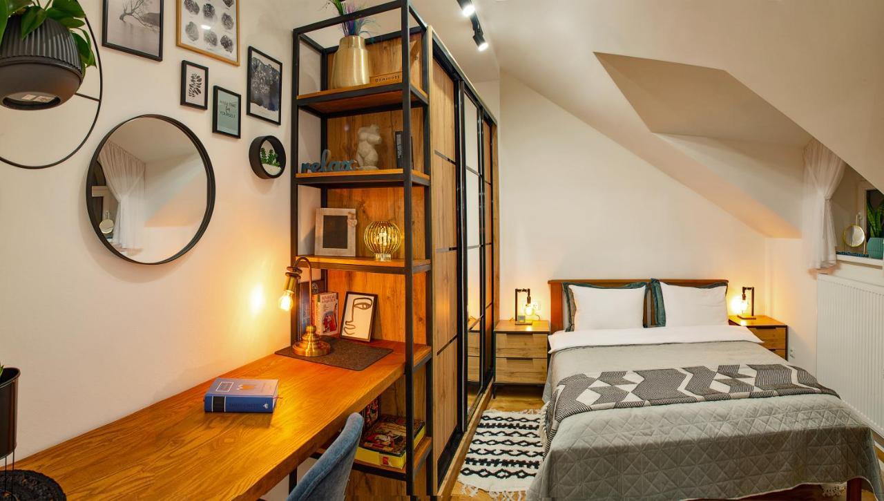 Old Town Loft Apartments Kam'janec'-Podil's'kyj Esterno foto